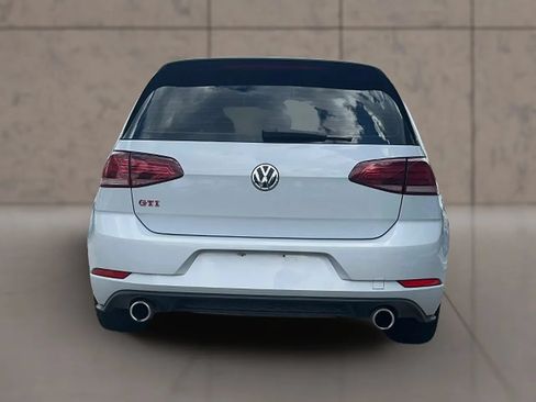 Used 2019 Volkswagen Golf 4-Door FWD image 12