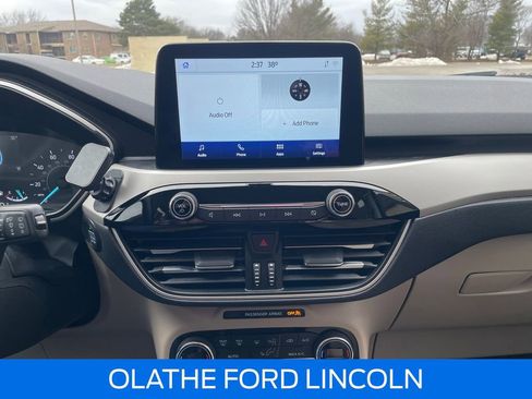 Certified 2021 Ford Escape SEL w/ Class II Trailer Tow Package image 14