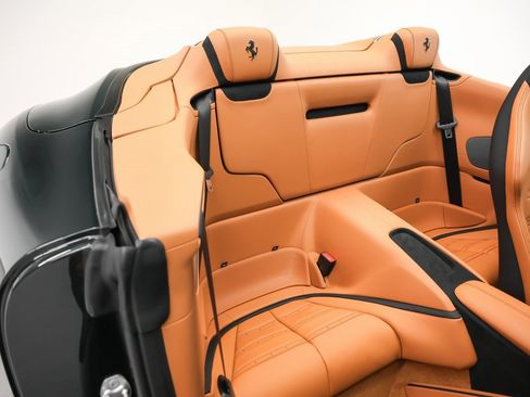 Certified 2025 Ferrari Roma Spider image 22
