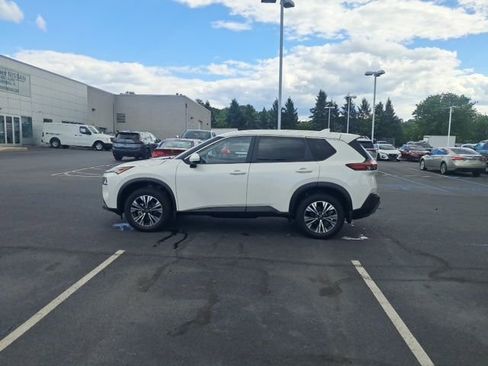 Certified 2023 Nissan Rogue SV AWD/4WD image 14