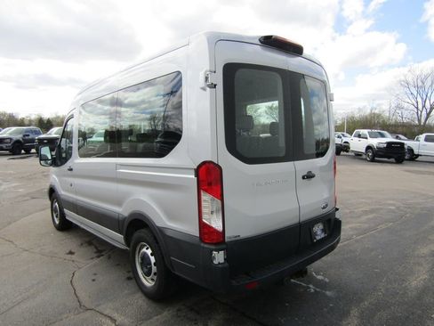 Used 2019 Ford Transit 150 XL RWD image 4