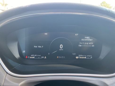 Used 2020 Lincoln Nautilus FWD w/ Equipment Group 101A image 18