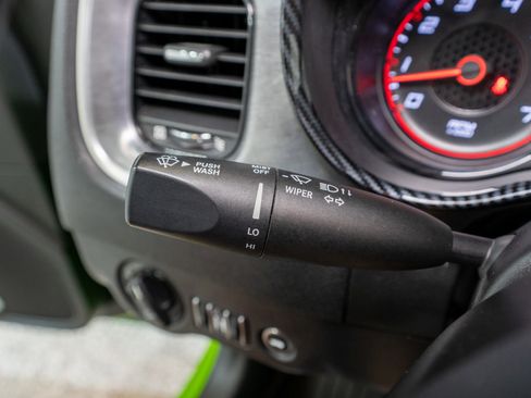 Used 2017 Dodge Charger R/T RWD image 29