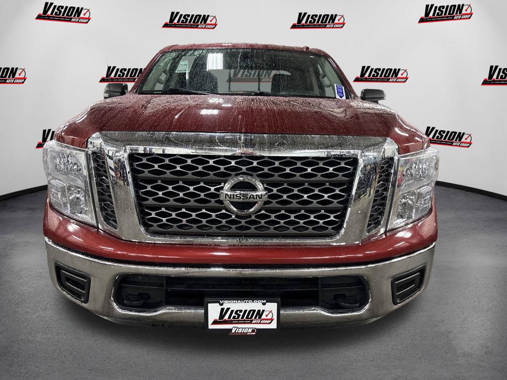 Used 2017 Nissan Titan SV AWD/4WD image 2