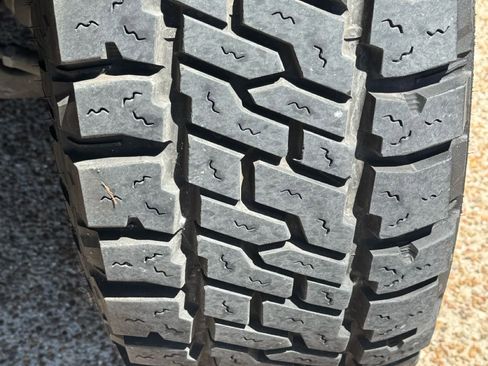 Used 2003 HUMMER H2 w/ Preferred Equipment Group image 31