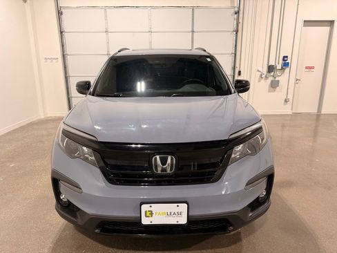 Used 2022 Honda Pilot TrailSport image 2