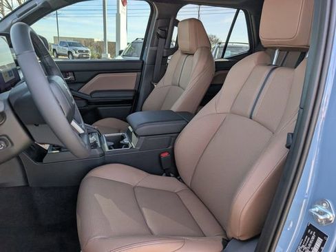 New 2026 Toyota 4Runner Limited image 18