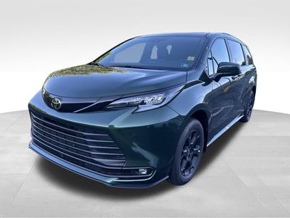 New 2026 Toyota Sienna XLE Woodland Edition