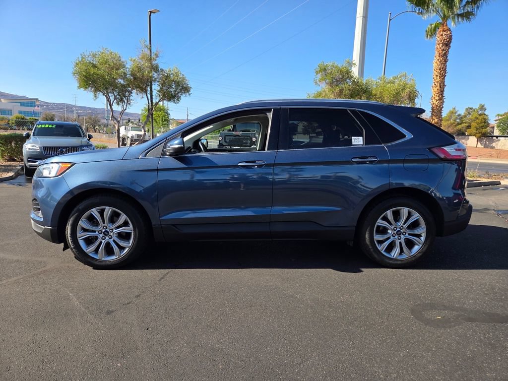 Used 2019 Ford Edge Titanium FWD image 3