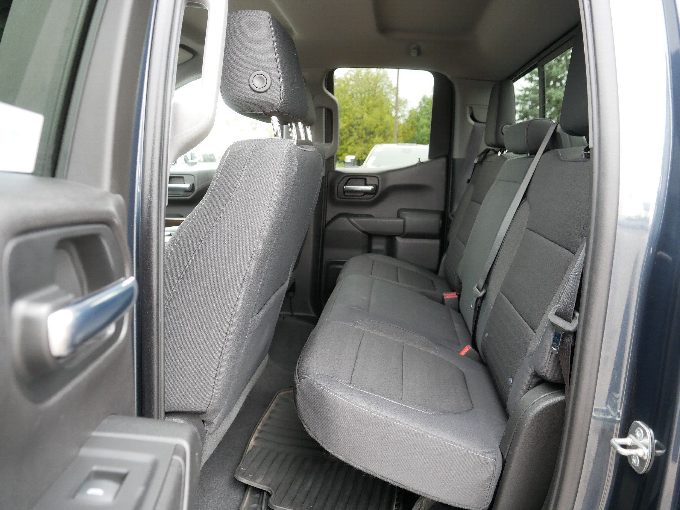Used 2020 Chevrolet Silverado 1500 LT w/ All-Star Edition AWD/4WD image 35