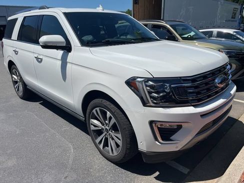 Used 2020 Ford Expedition Limited w/ Equipment Group 302A AWD/4WD image 2