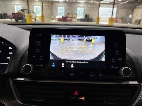 Used 2019 Honda Accord LX image 53