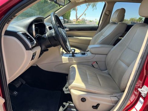 Used 2014 Jeep Grand Cherokee Laredo w/ Quick Order Package 23E image 18