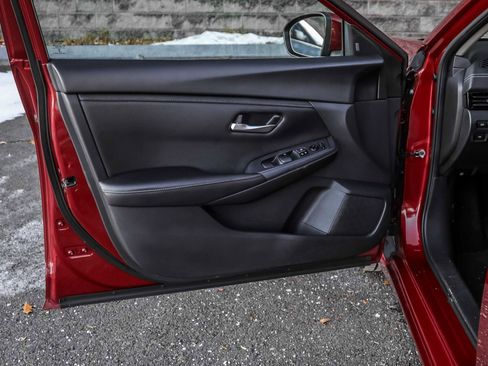 Used 2023 Nissan Sentra SV image 22