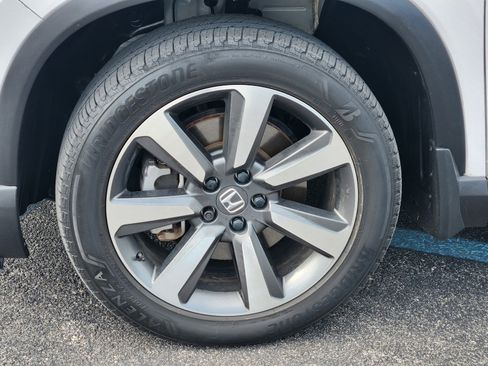 Used 2024 Honda Pilot Elite image 31