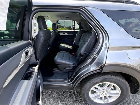 New 2026 Ford Explorer Active w/ Active Comfort Package RWD image 10