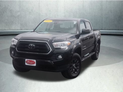 Used 2021 Toyota Tacoma SR5 AWD/4WD image 21