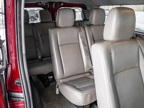 Used 2017 Nissan NV 3500 SL image 16