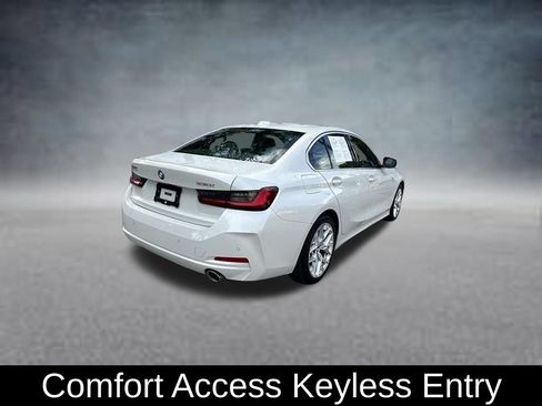 Used 2025 BMW 330i Sedan w/ Convenience Package RWD image 7