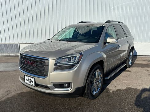 Used 2017 GMC Acadia Limited SLT image 3