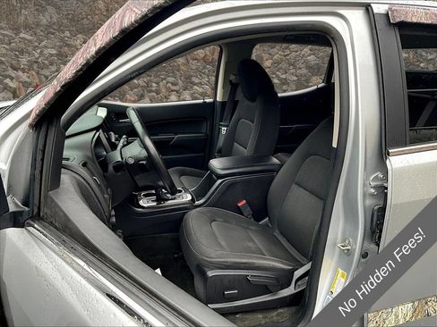 Used 2015 GMC Canyon SLE AWD/4WD image 21