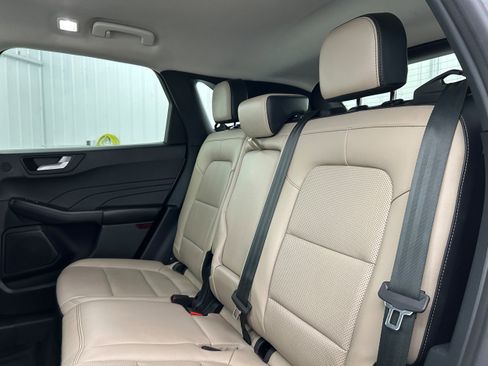 Used 2021 Ford Escape SEL w/ Technology Package AWD/4WD image 26