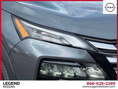 Certified 2026 Nissan Rogue SV AWD/4WD image 10
