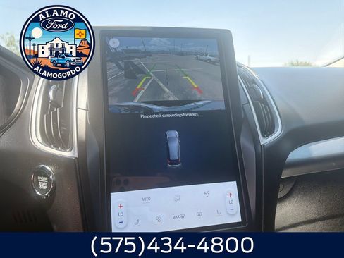Used 2024 Ford Edge SEL AWD/4WD image 19