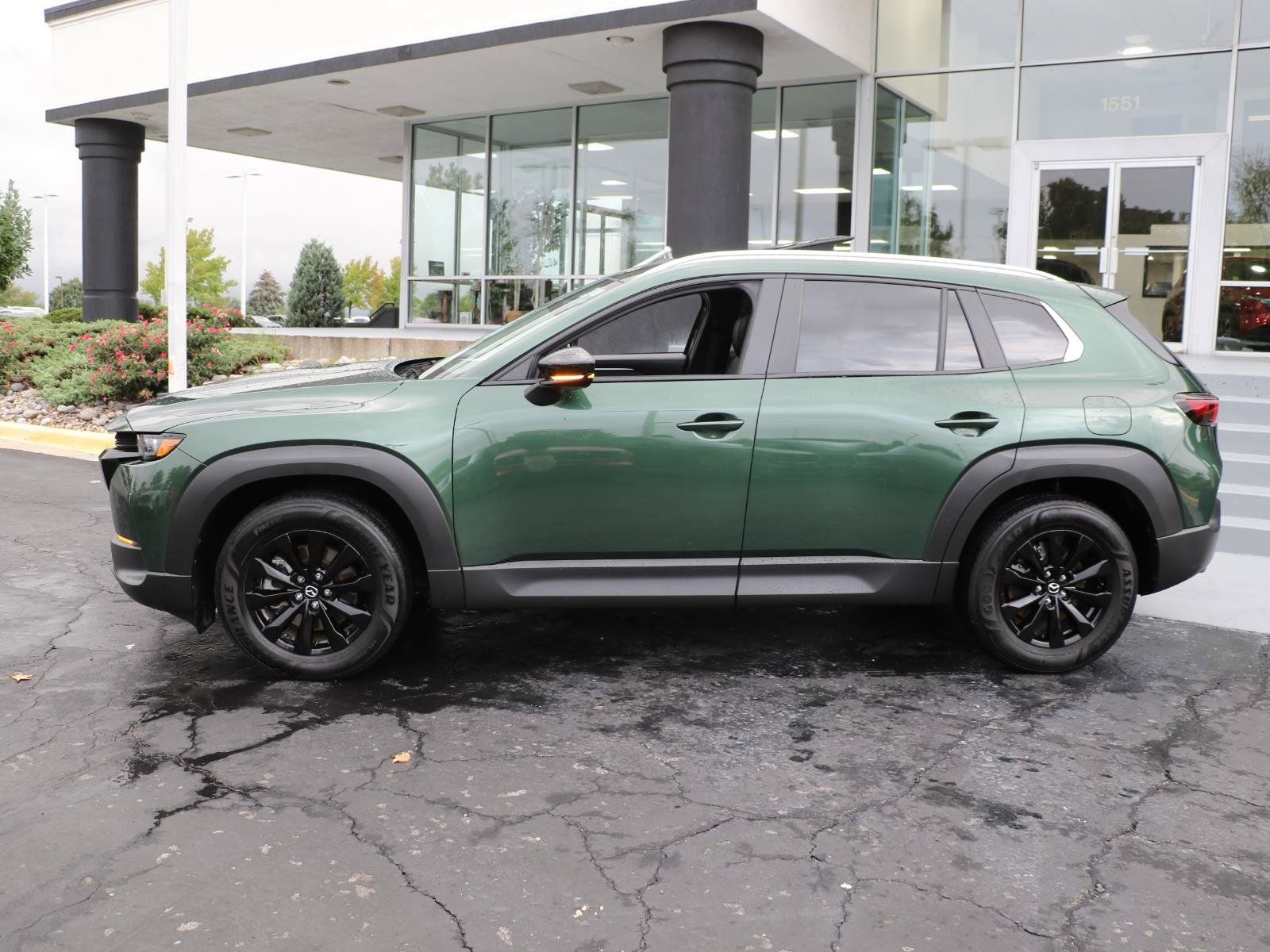 Used 2026 MAZDA CX-50 AWD 2.5 S w/ Preferred Pkg image 2