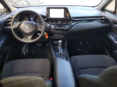 Used 2019 Toyota C-HR LE image 16