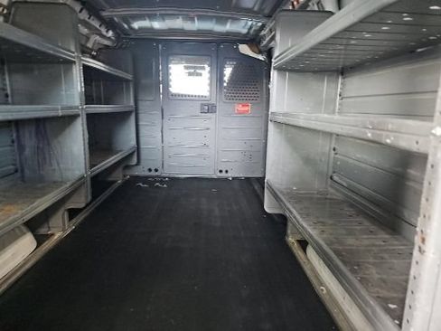 Used 2013 GMC Savana 2500 RWD image 5