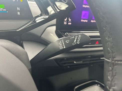 Used 2024 Volkswagen ID.4 S image 24