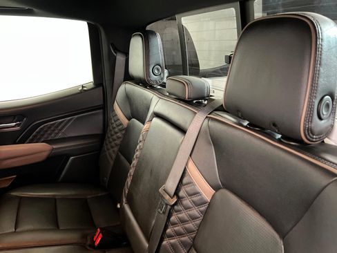 Used 2024 GMC Canyon Denali w/ LPO, Denali Black Edition image 21