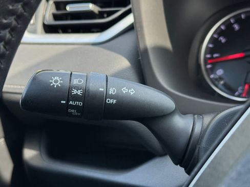 Used 2019 Toyota RAV4 XLE Premium w/ Cold Weather Package AWD/4WD image 21