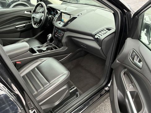 Used 2019 Ford Escape SEL image 21