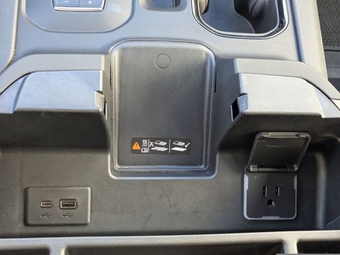 Certified 2024 GMC Sierra 2500 AT4 w/ Snow Plow Prep/Camper Package image 29