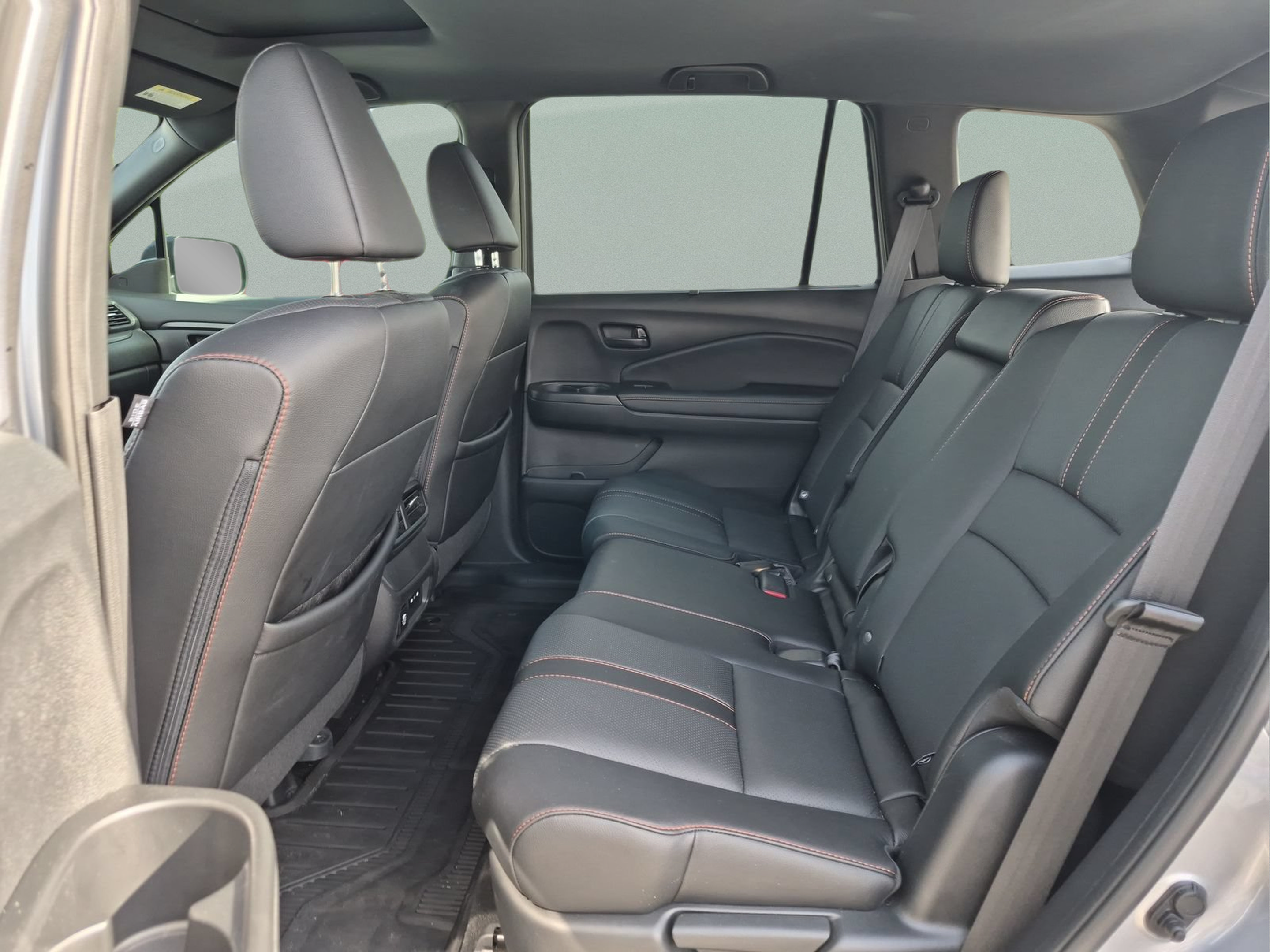 Certified 2025 Honda Passport TrailSport image 16