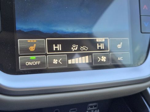 Used 2025 Subaru Outback Limited image 29