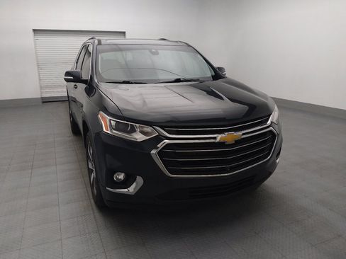 Used 2020 Chevrolet Traverse LT w/ LT Premium Package FWD image 14