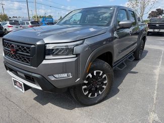 Used 2023 Nissan Frontier PRO-4X w/ Pro Convenience Package AWD/4WD video 1