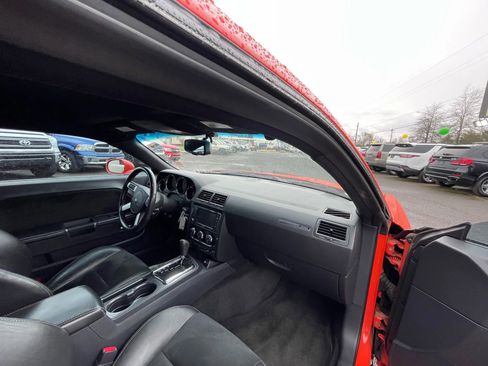 Used 2008 Dodge Challenger SRT8 RWD image 13