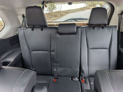 New 2026 Toyota Grand Highlander Platinum AWD/4WD image 20