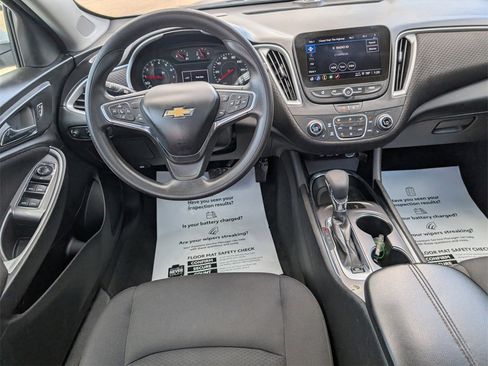 Used 2024 Chevrolet Malibu LT image 26