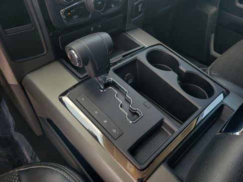 Used 2013 RAM 1500 R/T w/ Convenience Group RWD image 16