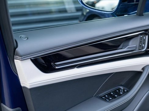 New 2026 Porsche Panamera 4 AWD/4WD image 17