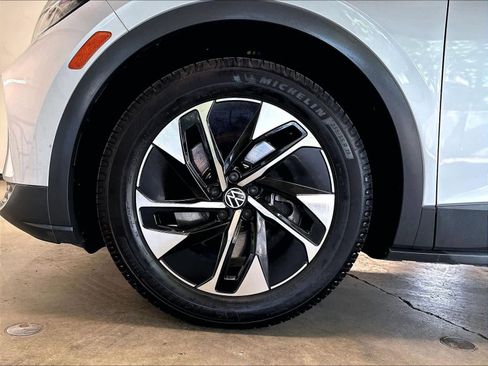 Certified 2022 Volkswagen ID.4 Pro RWD image 35
