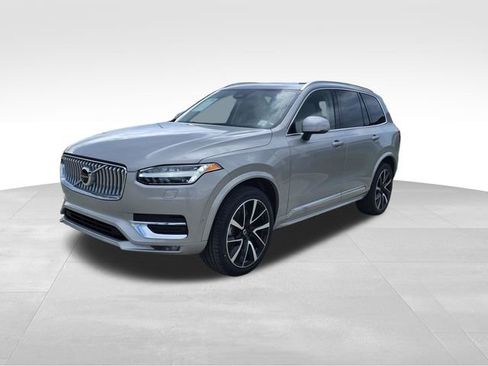 Certified 2023 Volvo XC90 B6 Plus w/ Protection Package Premier AWD/4WD image 4