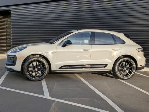 New 2026 Porsche Macan GTS image 2