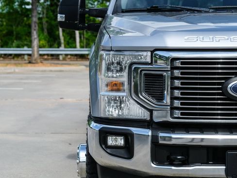 Used 2020 Ford F350 XLT w/ XLT Value Package AWD/4WD image 5