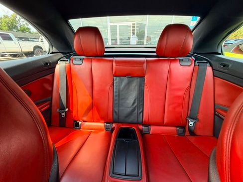 Used 2015 BMW M4 Convertible RWD image 29
